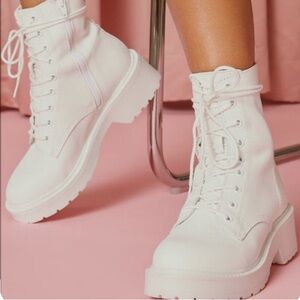 Steve Madden Tornado boots